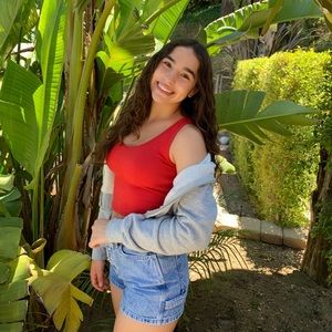 Meet your Posher, Thalia